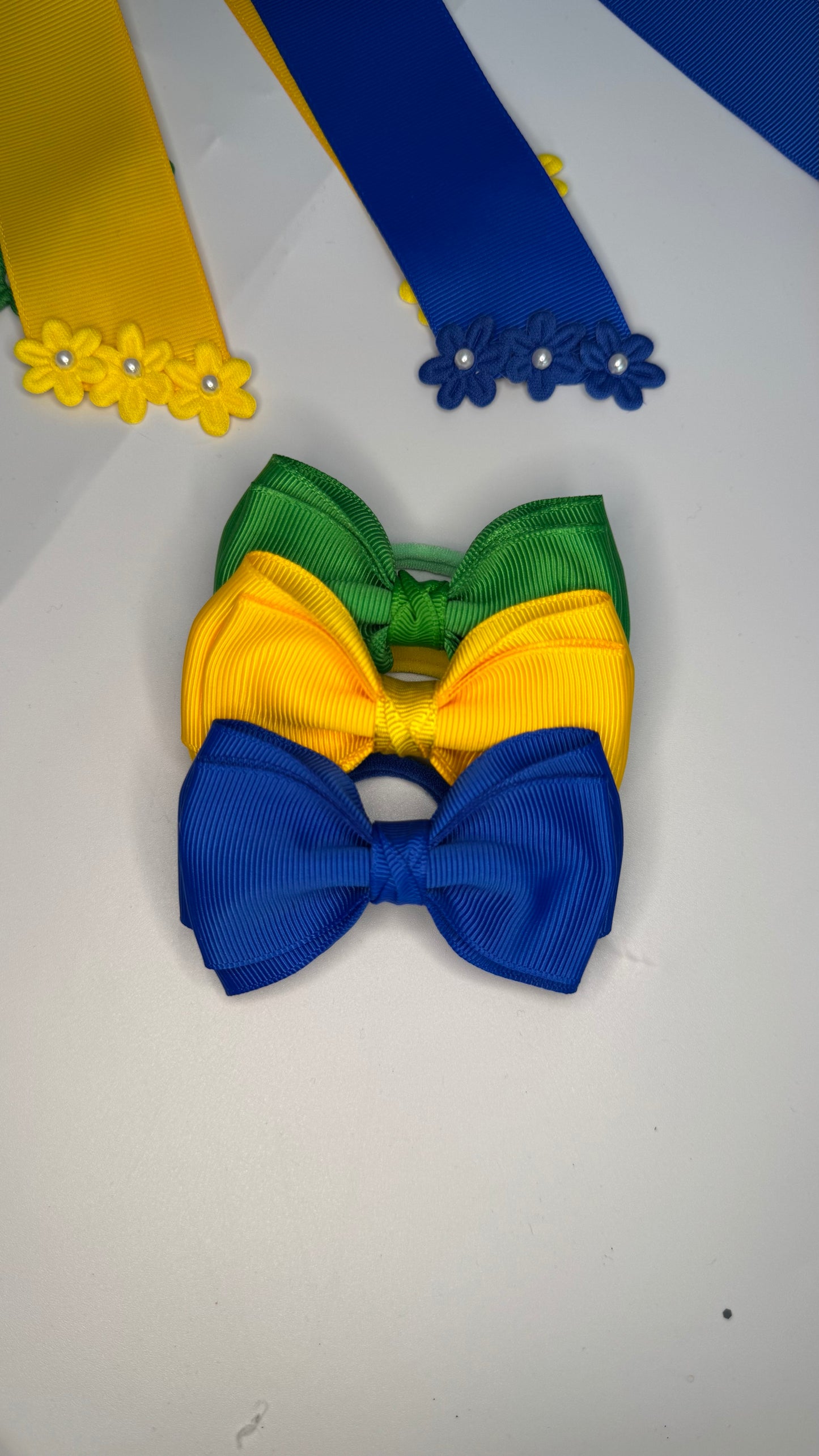 Pony tail / pig tail kit with 3 bows