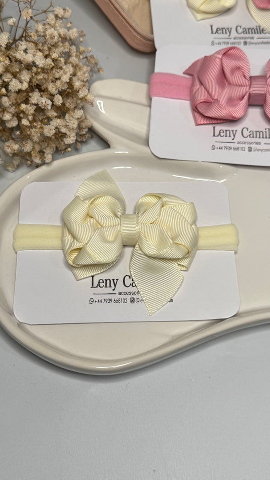 Bow love - baby headband