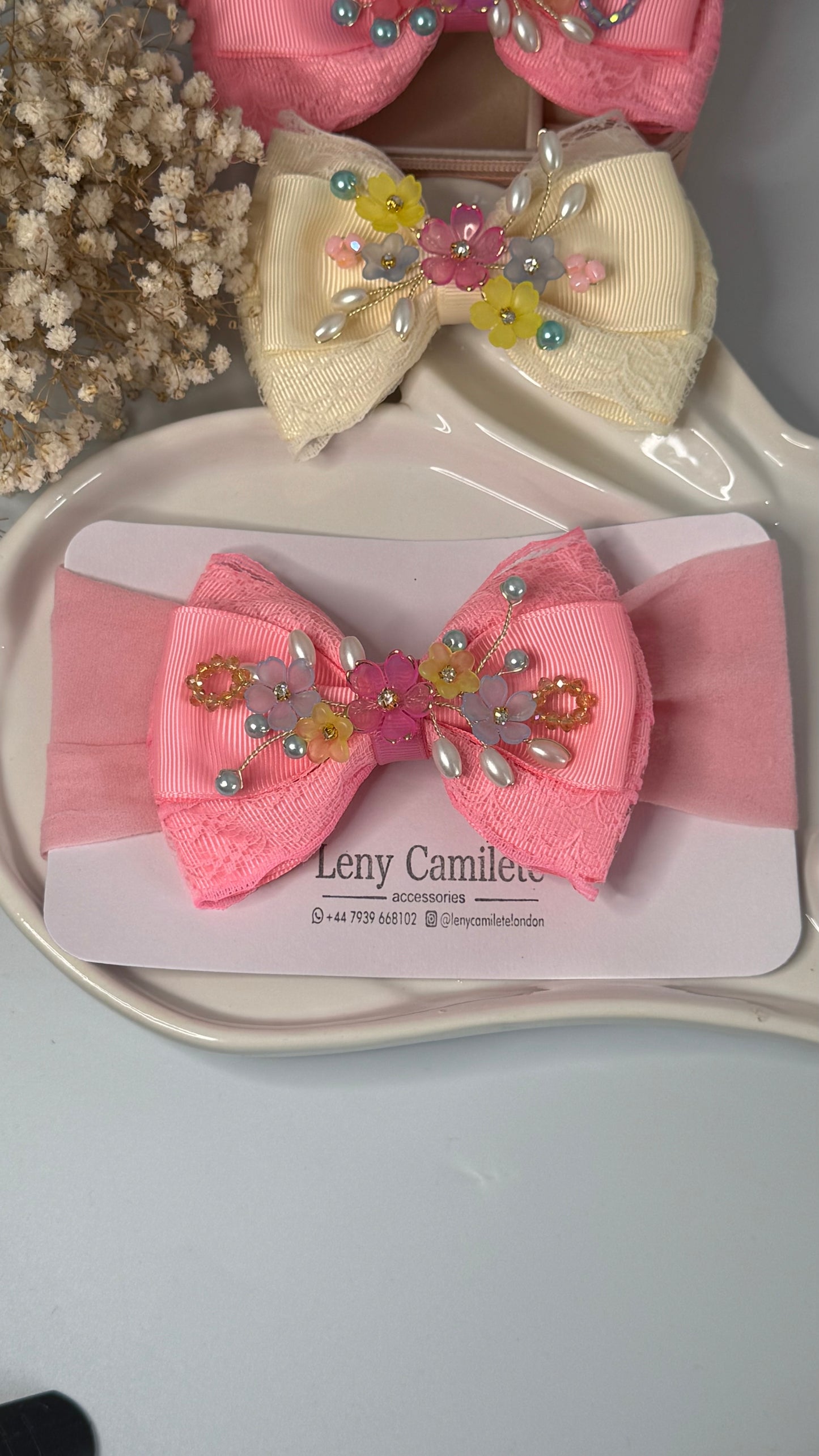 Lace embroidered baby headband -
